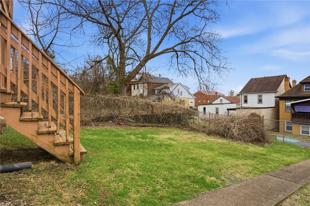 175 Saint Joseph St, Mt Oliver, PA 15210