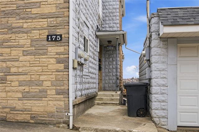 175 Saint Joseph St, Mt Oliver, PA 15210