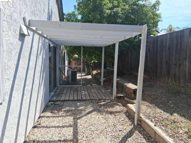 3121 Westbourne Dr, Antioch, CA 94509
