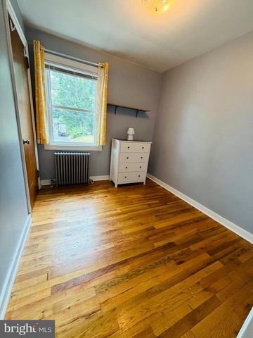 2819 BOAS ST, Harrisburg, PA 17103