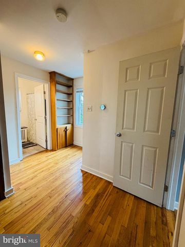 2819 BOAS ST, Harrisburg, PA 17103