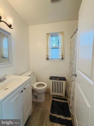 2819 BOAS ST, Harrisburg, PA 17103