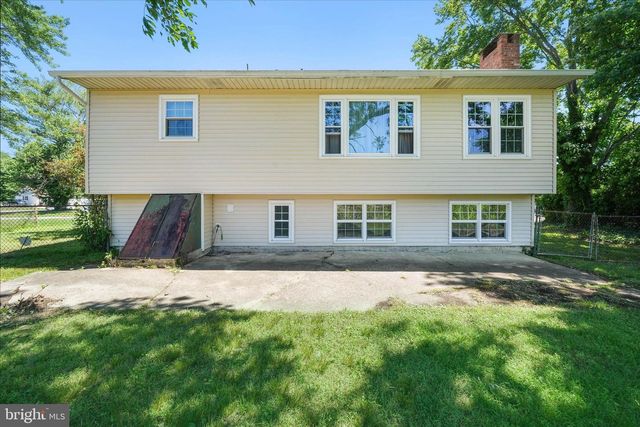 1203 PINEFIELD RD, Newark, DE 19713