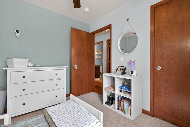 959 BERGAMONT COURT, Menasha, WI 54952