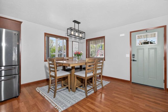 959 BERGAMONT COURT, Menasha, WI 54952