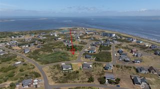 1433 Kailua Court, Ocean Shores, WA 98569