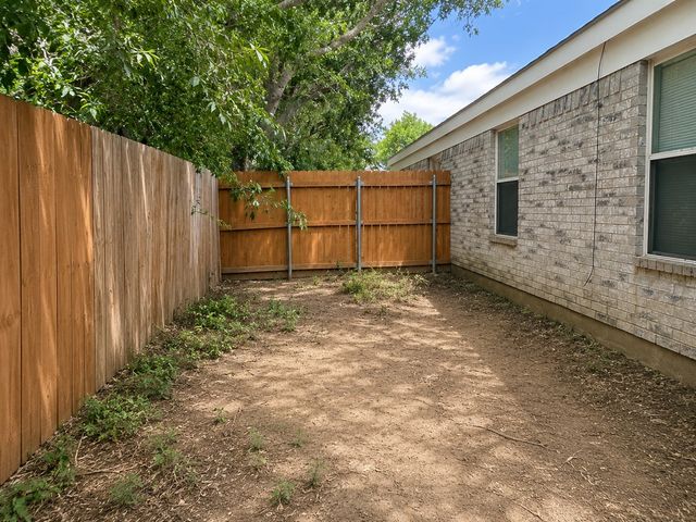 424 Casie Court, Denton, TX 76207