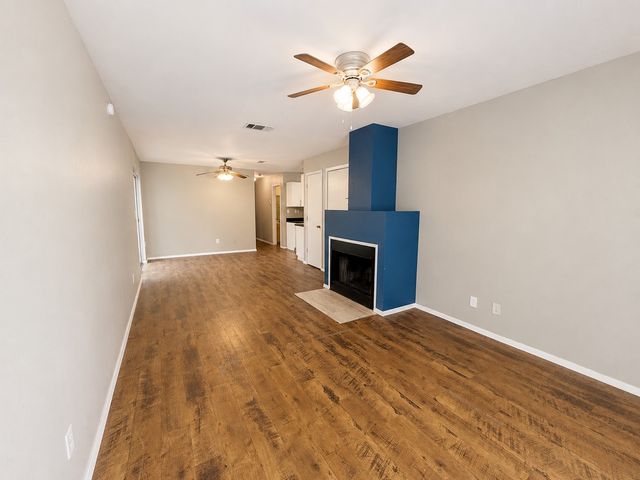 424 Casie Court, Denton, TX 76207