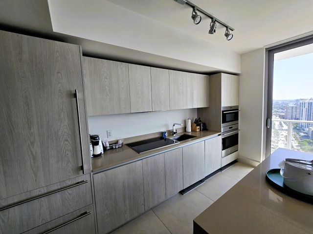 4111 S Ocean Drive 3011, Hollywood, FL 33019