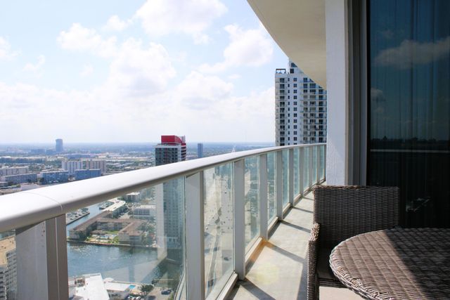 4111 S Ocean Drive 3011, Hollywood, FL 33019