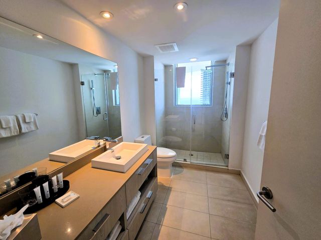 4111 S Ocean Drive 3011, Hollywood, FL 33019