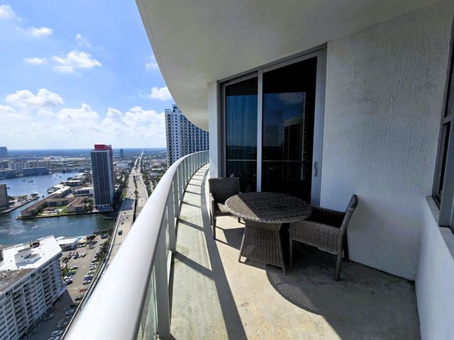 4111 S Ocean Drive 3011, Hollywood, FL 33019