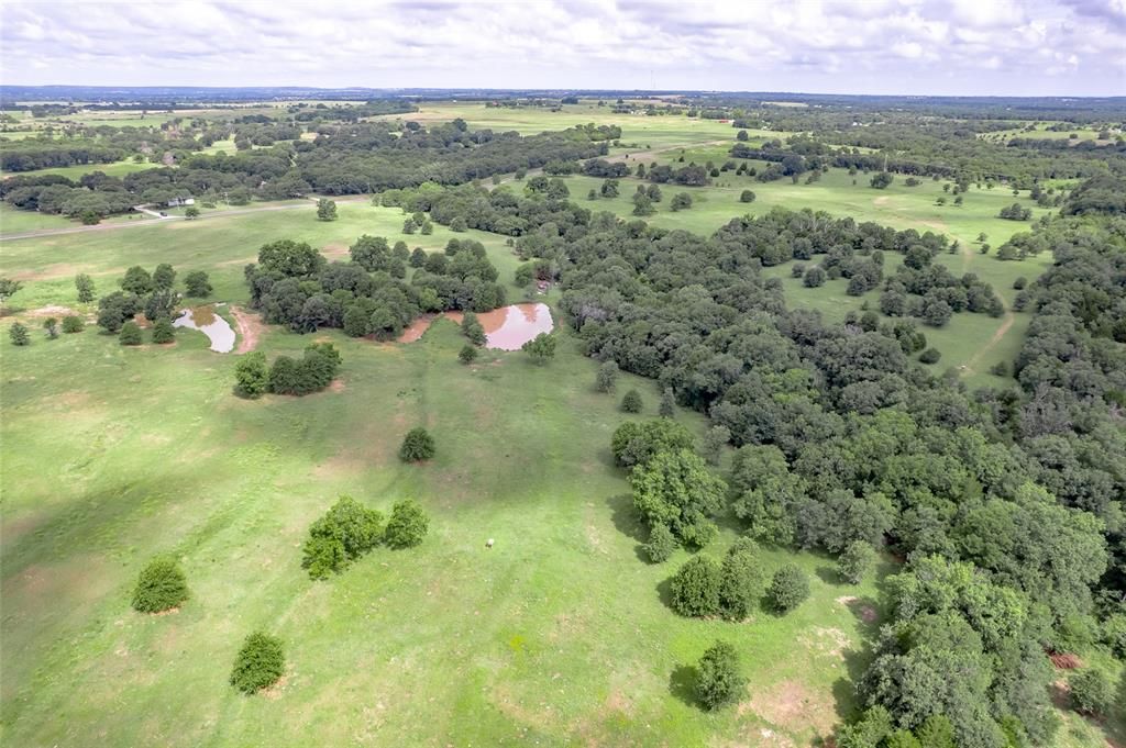 Image 32 of property listing at 26975 N County Road 3170, Elmore City, OK 73433