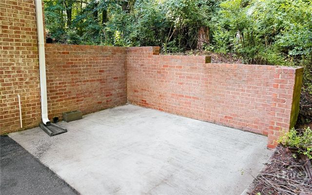 860 Mitchell Bridge Road 8, Athens, GA 30606