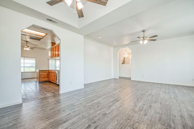 16601 La Canada Road, Madera, CA 93636