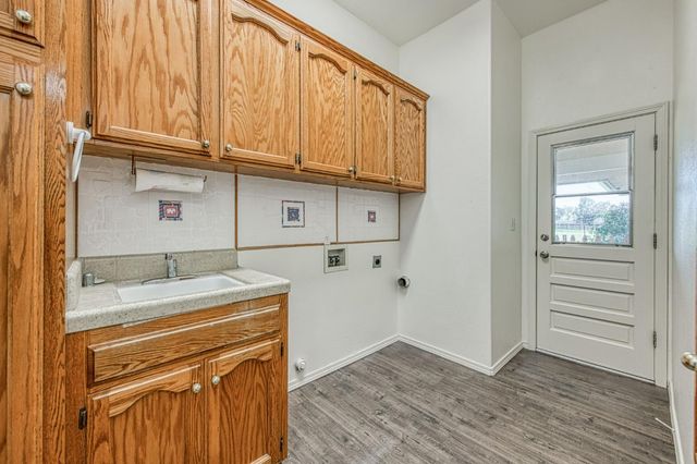 16601 La Canada Road, Madera, CA 93636