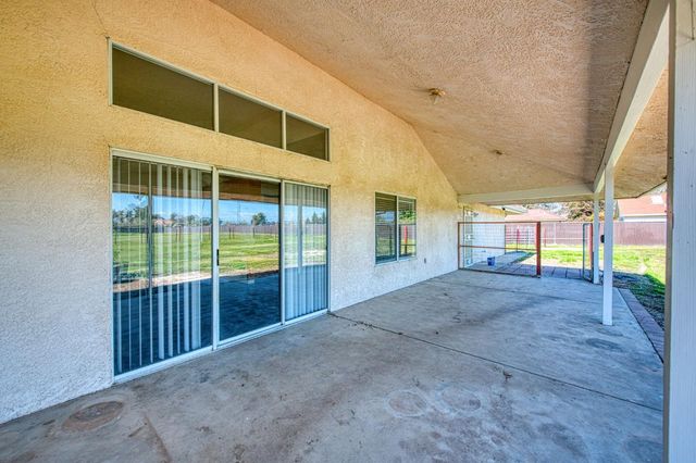 16601 La Canada Road, Madera, CA 93636