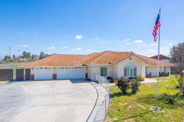 16601 La Canada Road, Madera, CA 93636