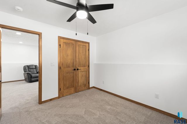 3312 N Geneva Trl Trail, Sioux Falls, SD 57107