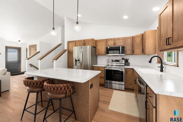 3312 N Geneva Trl Trail, Sioux Falls, SD 57107