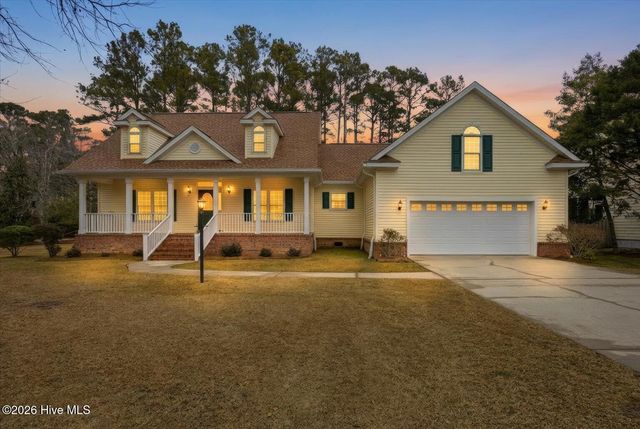 44 Fairway Drive, Shallotte, NC 28470
