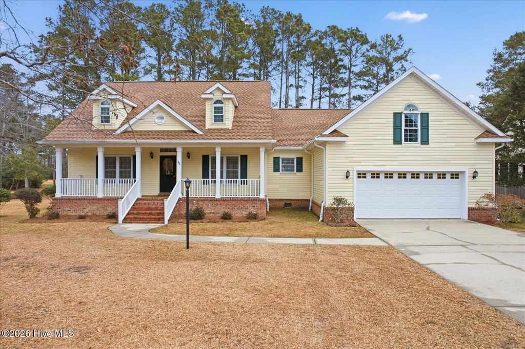 44 Fairway Drive, Shallotte, NC 28470