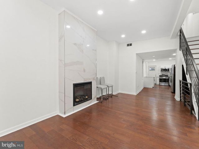 2443 NICHOLAS ST, Philadelphia, PA 19121