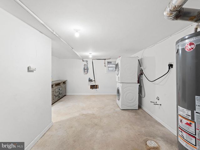 2443 NICHOLAS ST, Philadelphia, PA 19121