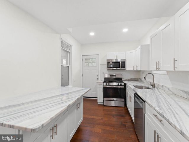 2443 NICHOLAS ST, Philadelphia, PA 19121