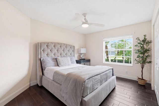 3916 Cypress Lake Drive, Lake Worth, FL 33467