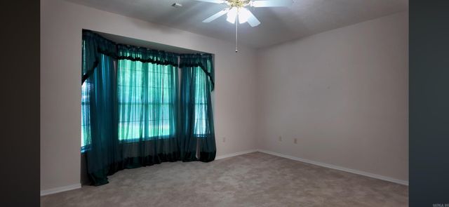 1045 Spatz, Conway, AR 72034