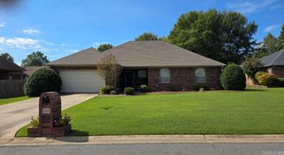 1045 Spatz, Conway, AR 72034