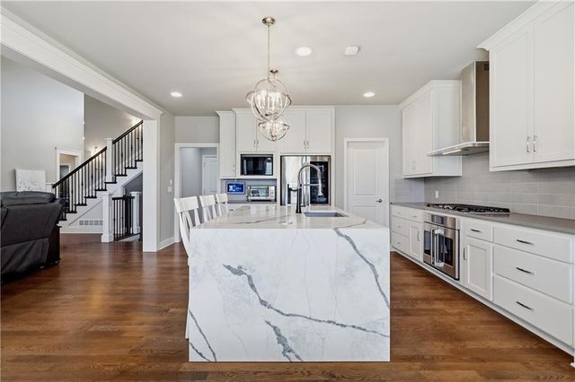 24957 W 114th Street, Olathe, KS 66061