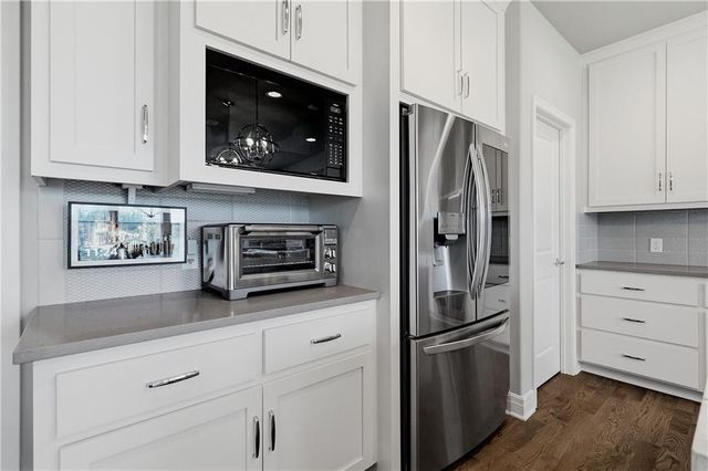 24957 W 114th Street, Olathe, KS 66061