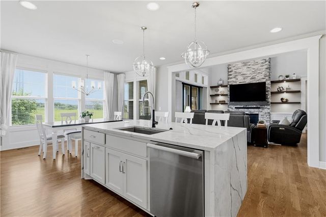 24957 W 114th Street, Olathe, KS 66061