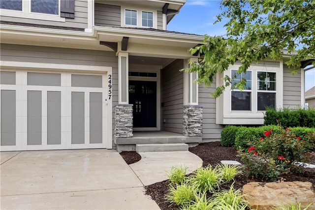 24957 W 114th Street, Olathe, KS 66061