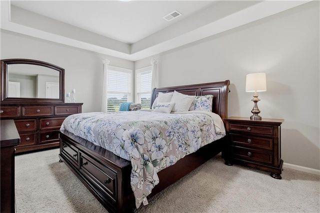 24957 W 114th Street, Olathe, KS 66061