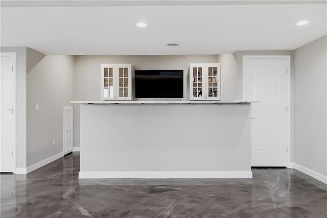 24957 W 114th Street, Olathe, KS 66061