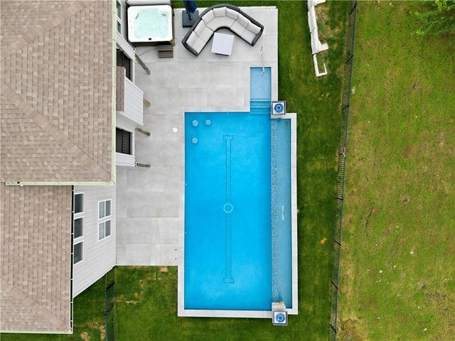 24957 W 114th Street, Olathe, KS 66061