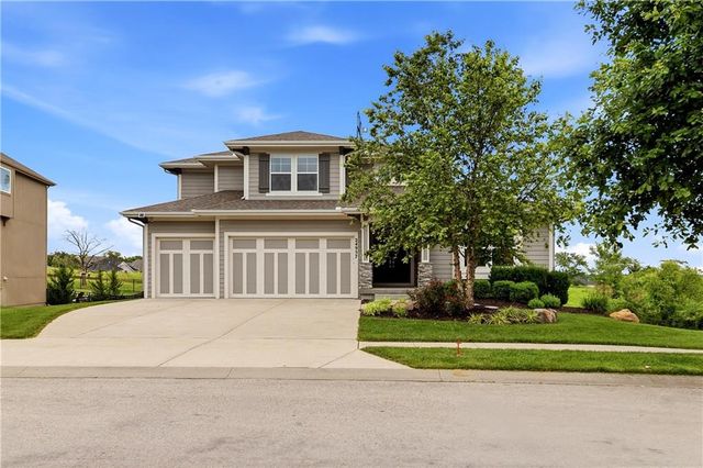 24957 W 114th Street, Olathe, KS 66061