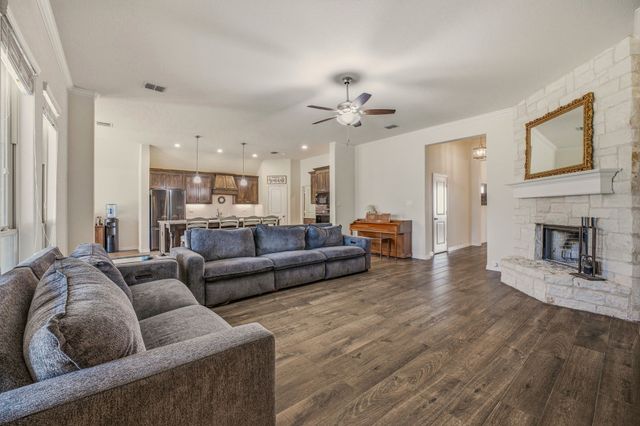 1062 Rio Grande Way, Weatherford, TX 76087