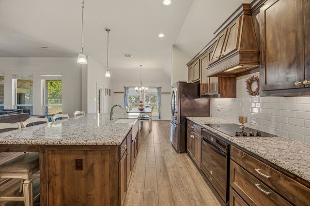 1062 Rio Grande Way, Weatherford, TX 76087