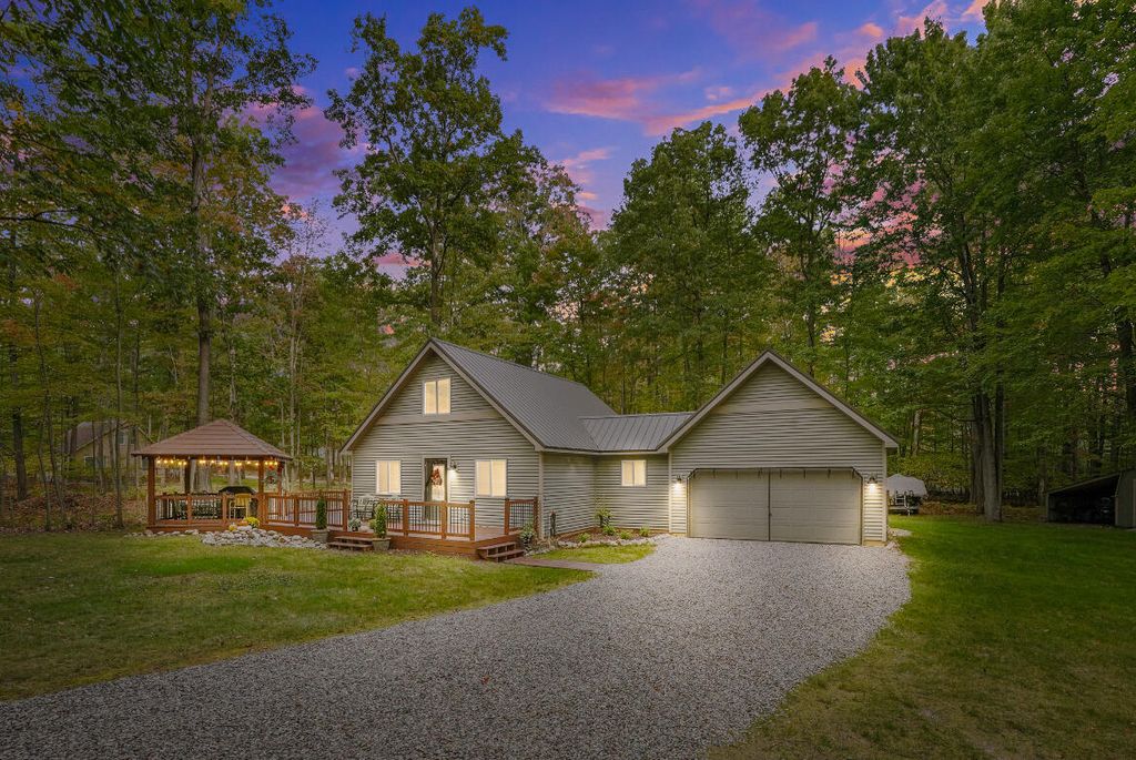 140 Dayton Street, Roscommon, MI 48653