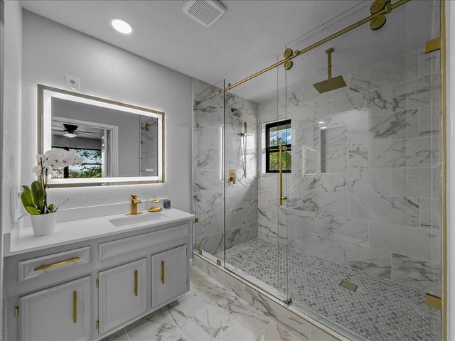 136 SW Rand Drive, Burleson, TX 76028