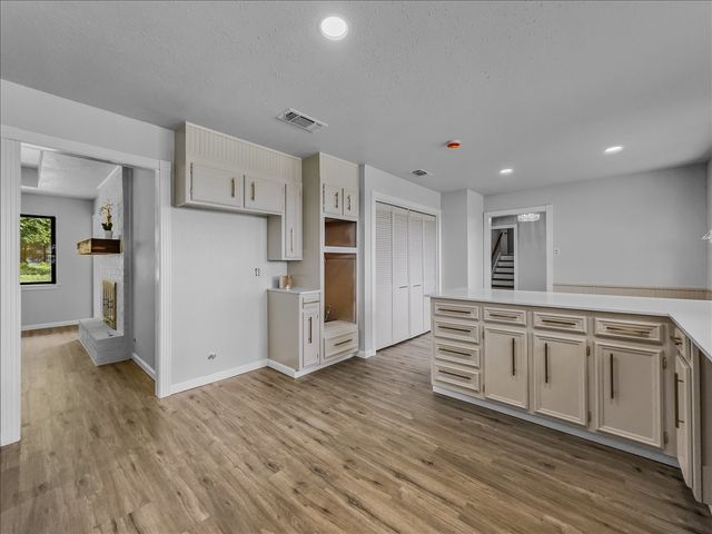 136 SW Rand Drive, Burleson, TX 76028