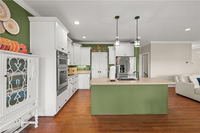 6318 Gray Farm Road, High Point, NC 27263