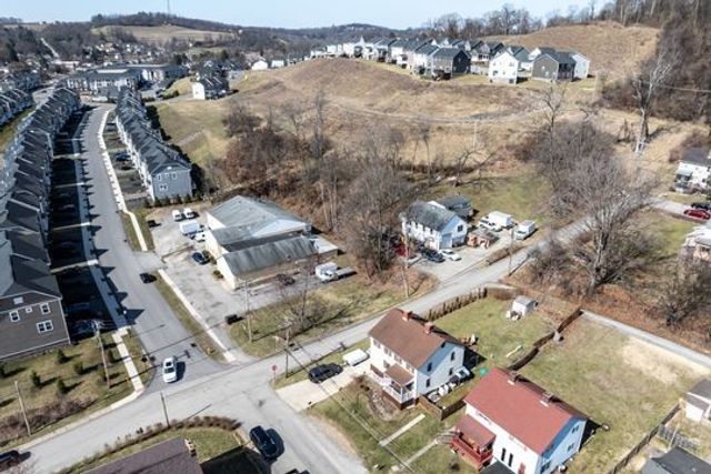 3618 Downing St, South Park, PA 15129