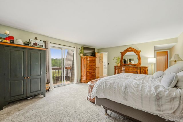 100 Laudaten Way, Warwick, NY 10990