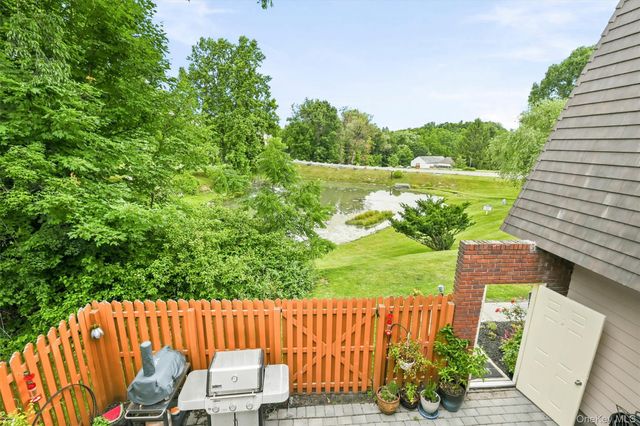 100 Laudaten Way, Warwick, NY 10990