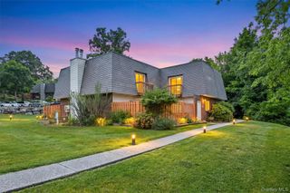 100 Laudaten Way, Warwick, NY 10990